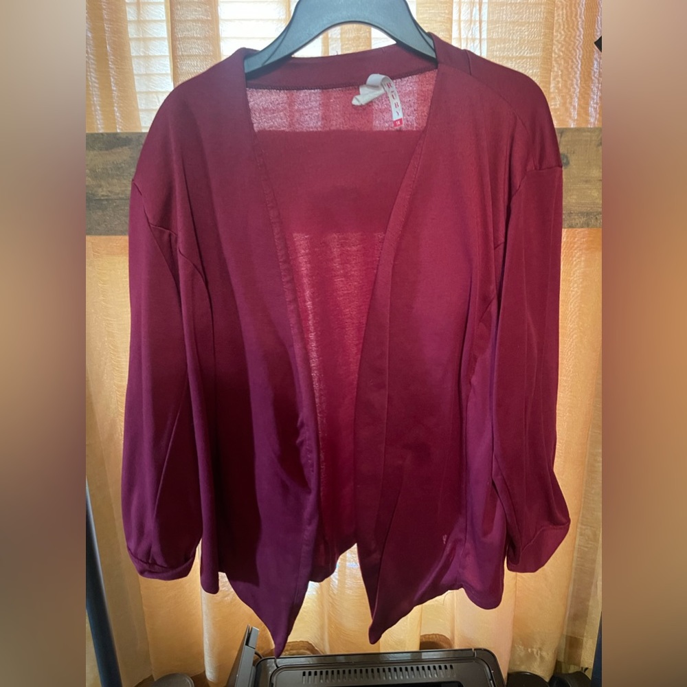 1X Ruby Brand Merlot blazer with 3/4 length sleeves